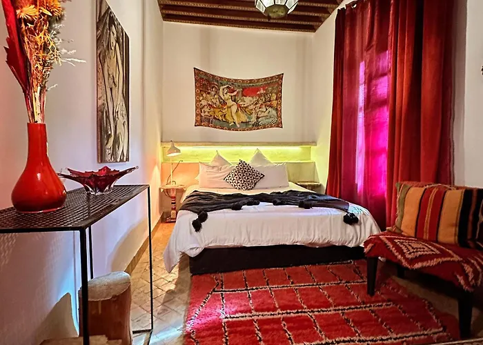 Riad103 piscine chauffée sur le Rooftop, jacuzzi hot&hammam massage