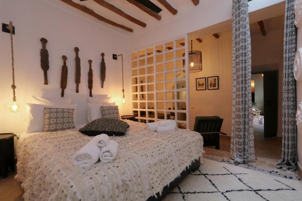 Riad Riad103 Piscine Chauffée Sur Le Rooftop, Jacuzzi Hot&hammam Massage *