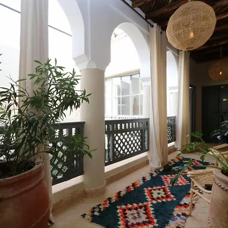 Riad103 piscine chauffée sur le Rooftop, jacuzzi hot&hammam massage Marrakesh Extérieur photo
