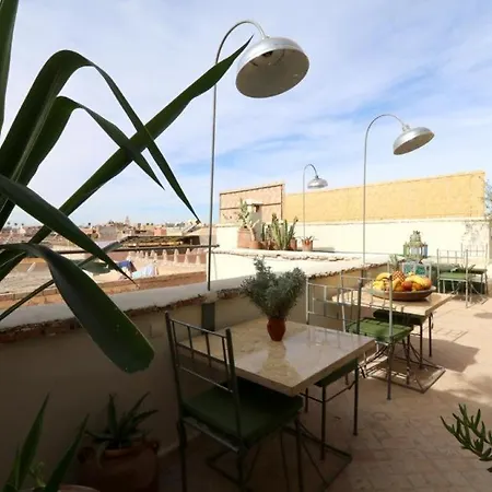 Riad103 piscine chauffée sur le Rooftop, jacuzzi hot&hammam massage Marrakesh Extérieur photo